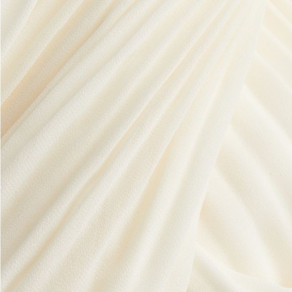 H&M Pleated Chiffon Skirt - Picture 4 of 4